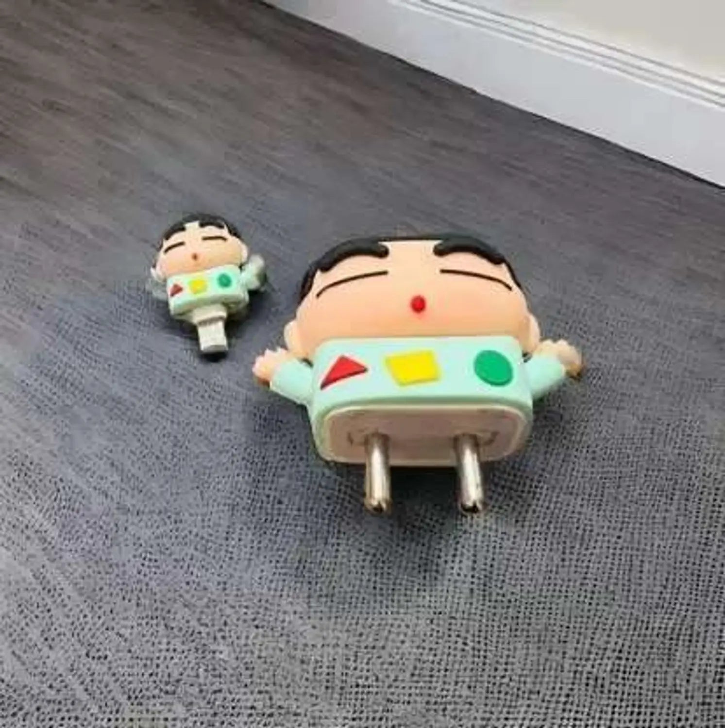 Shinchan Charger Case Cover